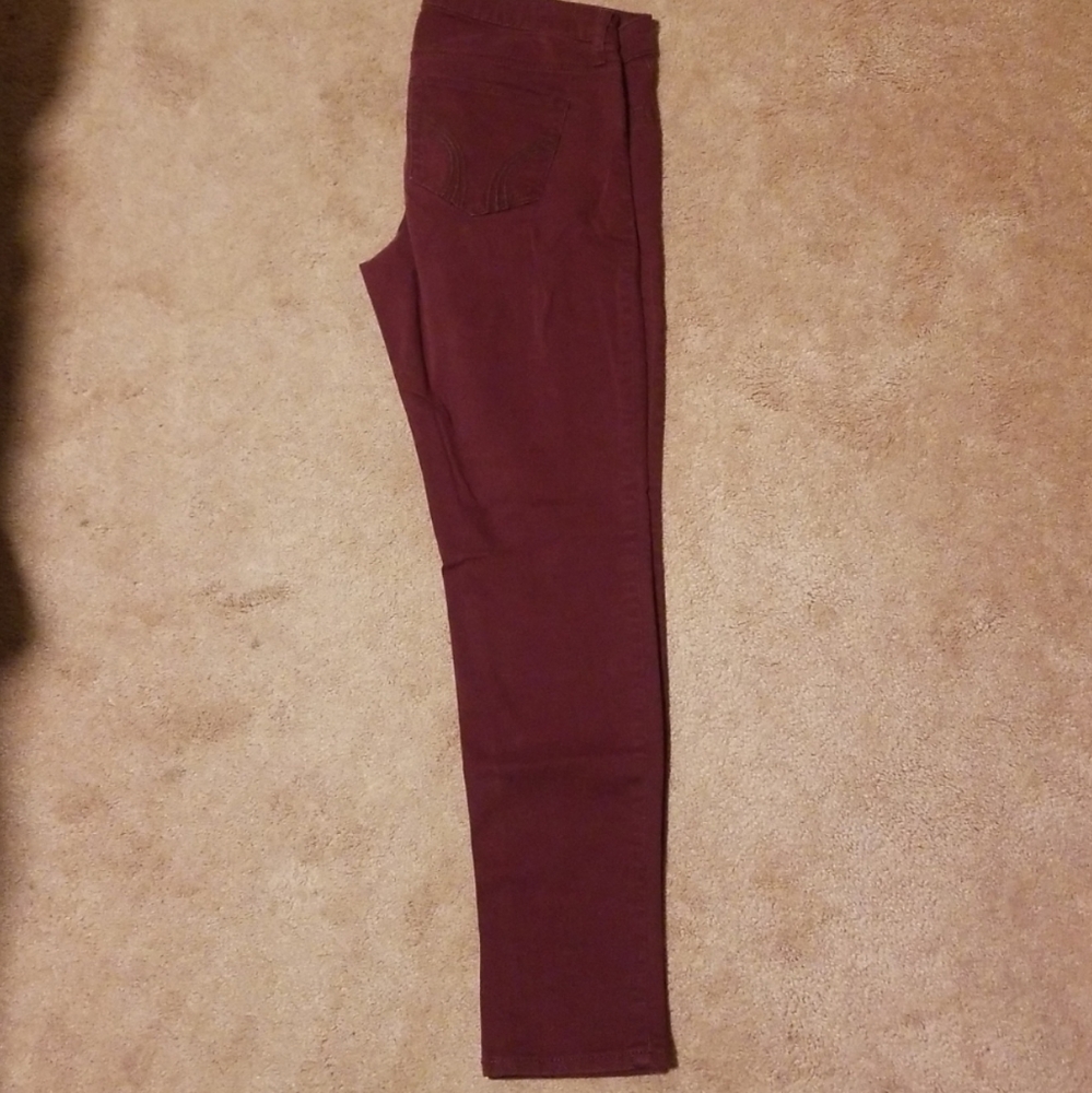 Maroon Hollister skinny pant